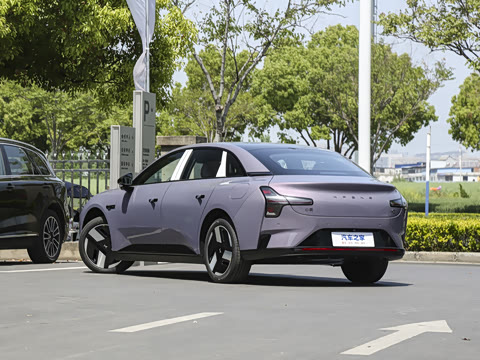 2026�� 640 �������� Plus