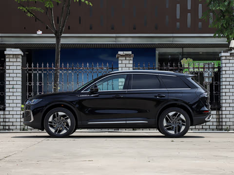2026�� 2.0T ����������
