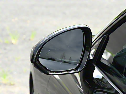 2025�� 240����Ultra�˶���