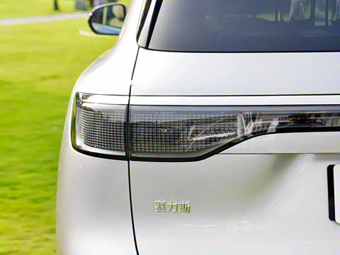 2025�� ���� Ultra ����������