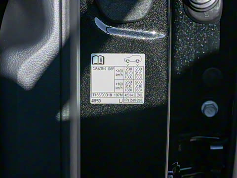 2026�� 300 ����������