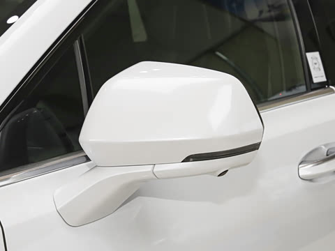 2026�� 2.0T �󶼻���