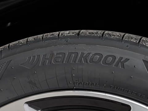 2026�� �Ŀ� 530Li ������ M�˶���װ