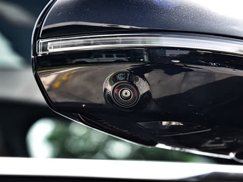 2026�� �Ŀ�� E 300 L ʱ����