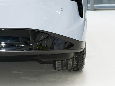 2026�� ���� 702 Max �콢��