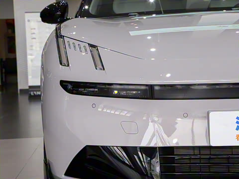 2025�� 240����Ultra