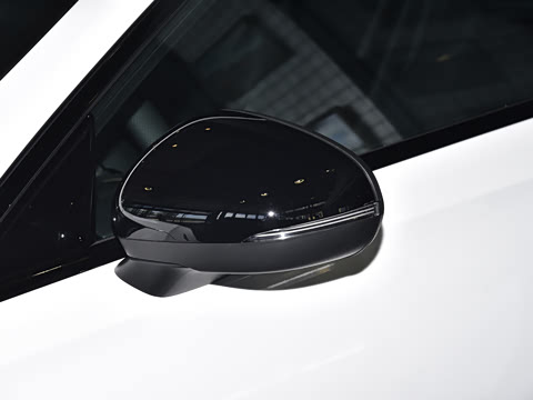 2025�� �Ŀ� AMG A 35 4MATIC