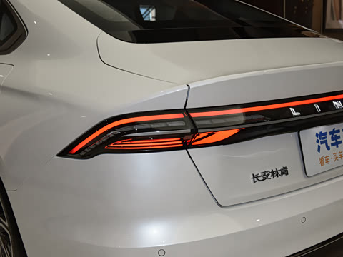 2025�� 2.0T ���ݰ�