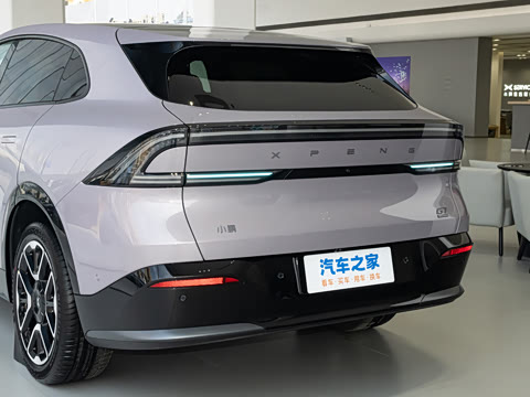 2026�� ���� 702 Max �콢��