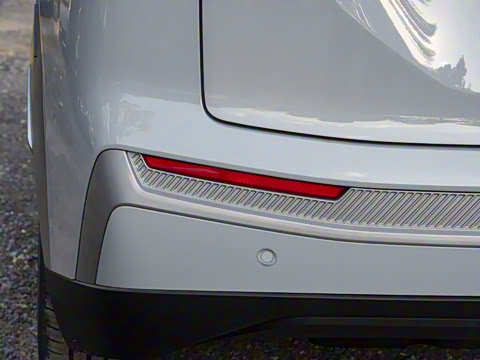 2025�� Plus 610 ������