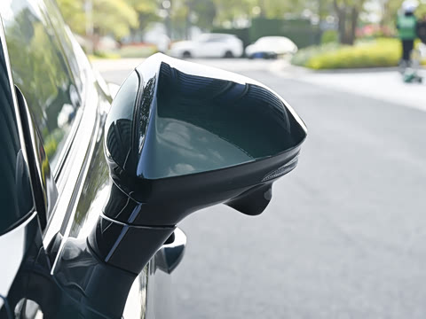 2026�� 2.0T Trophy+ �����Ǽݰ�