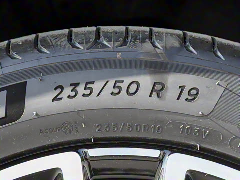 2025�� 185KM�����