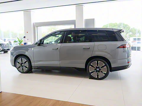 2025�� �콢��