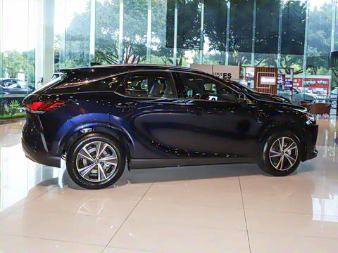 2026�� 350h ����������