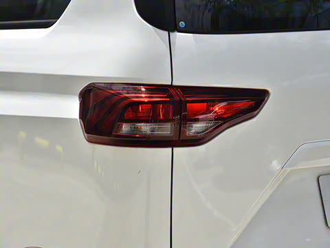 2025�� 2.0L CNG�м�Ӫ�����ʰ� 9��