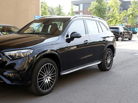 2026�� �Ŀ� GLC 300 L 4MATIC ������