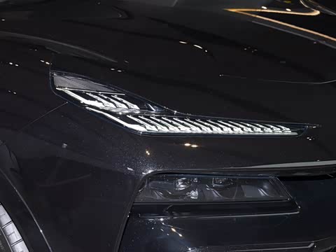 2026�� 600 SE 5��