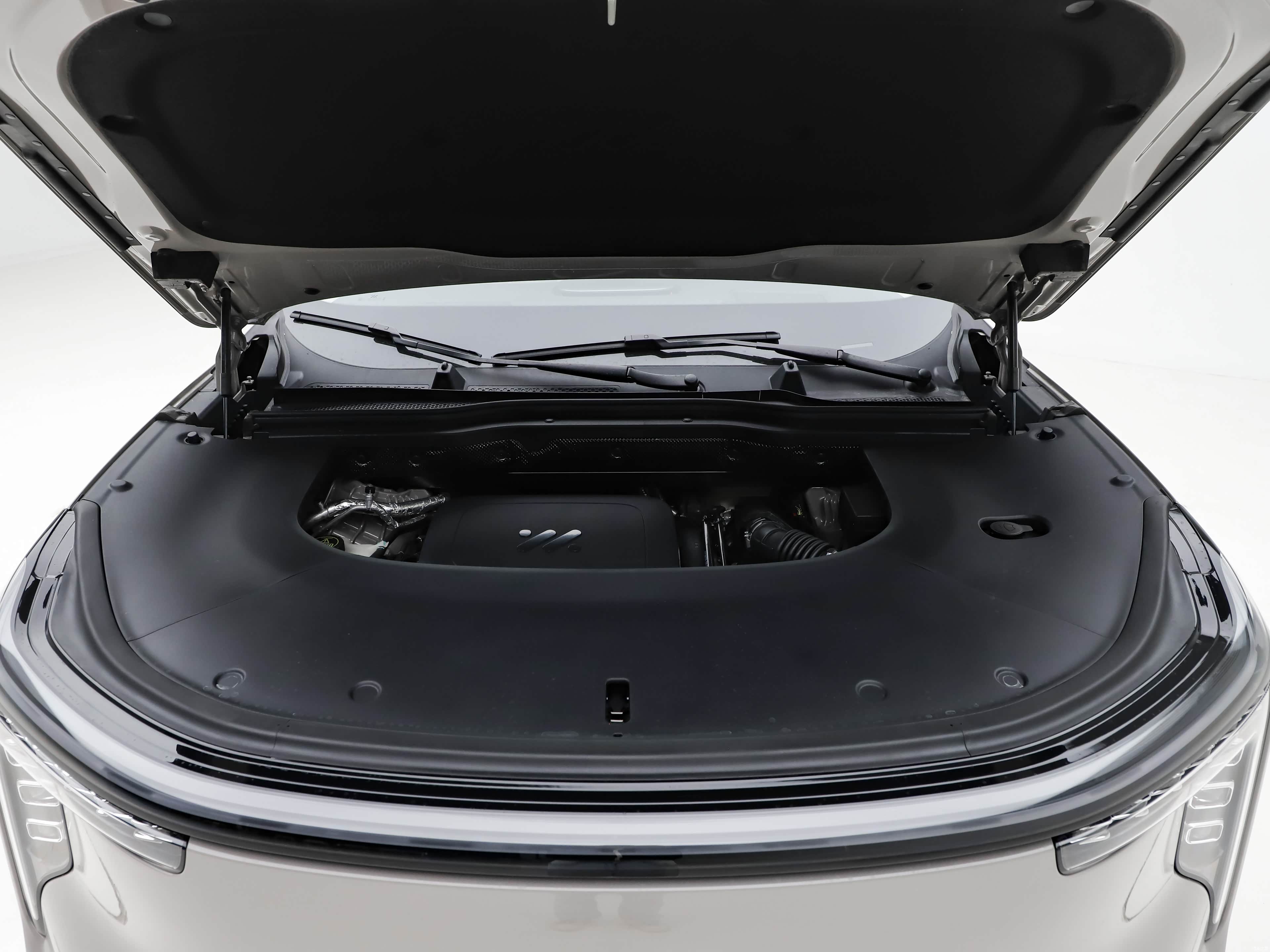 IM Motors LS8, миниатюра 30