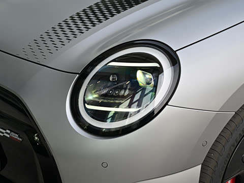 2026�� JOHN COOPER WORKS �й��ر��