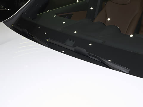 2026�� GLC 260 L 4MATIC ������