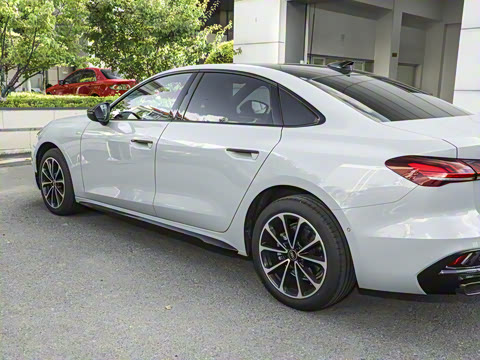 2026�� 2.0T �˶��� Plus