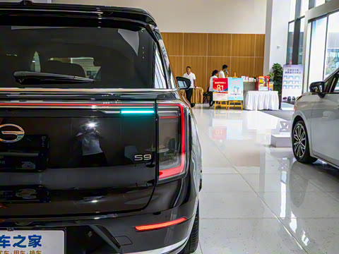 2025�� Ǭ�� UItra 5��