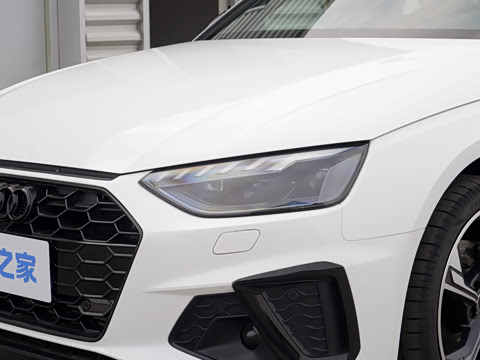 2026�� 200���������� 40 TFSI ���������� B&O ��ҹ��