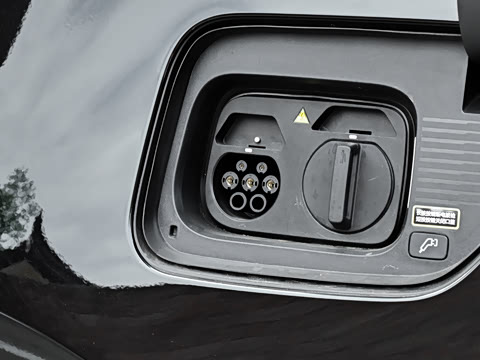 2026�� 102kWh �����е�������
