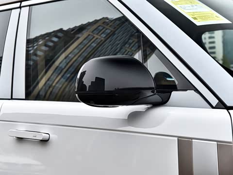 2025�� 3.0 L6 400PS SV���ٴ����ӳ��� 4��