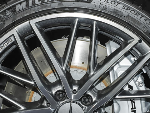 2025�� AMG C 43 4MATIC