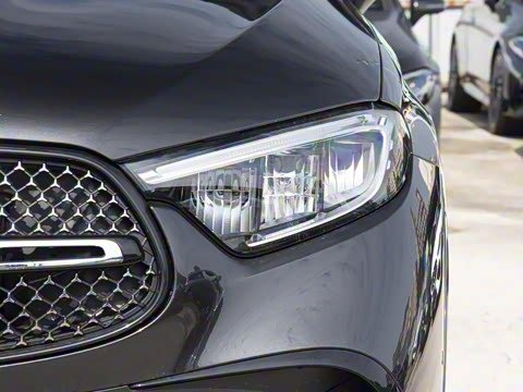 2026�� GLC 300 4MATIC ����SUV