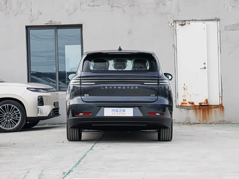 2027�� 660������