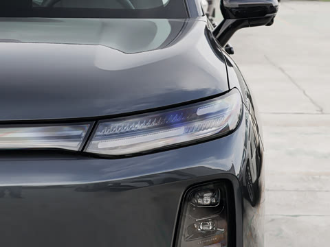 2027�� 660������