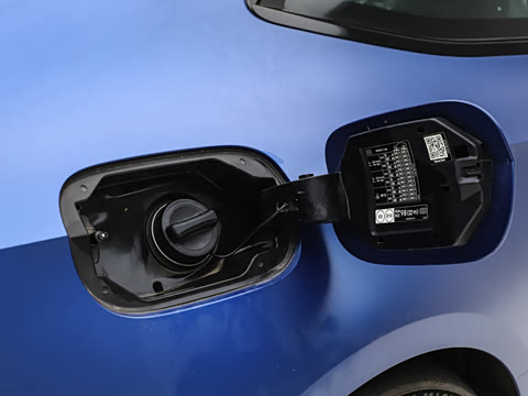 2026�� AMG CLE 53 4MATIC+ ���ܳ�