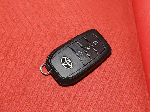 2026�� ˫�� 2.0HS �˶���