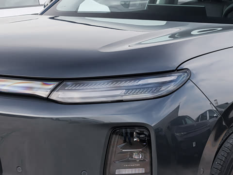 2027�� 660������