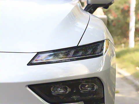 2026 007+  565 Ultra+״