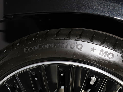 2026�� E 300 �������˶���