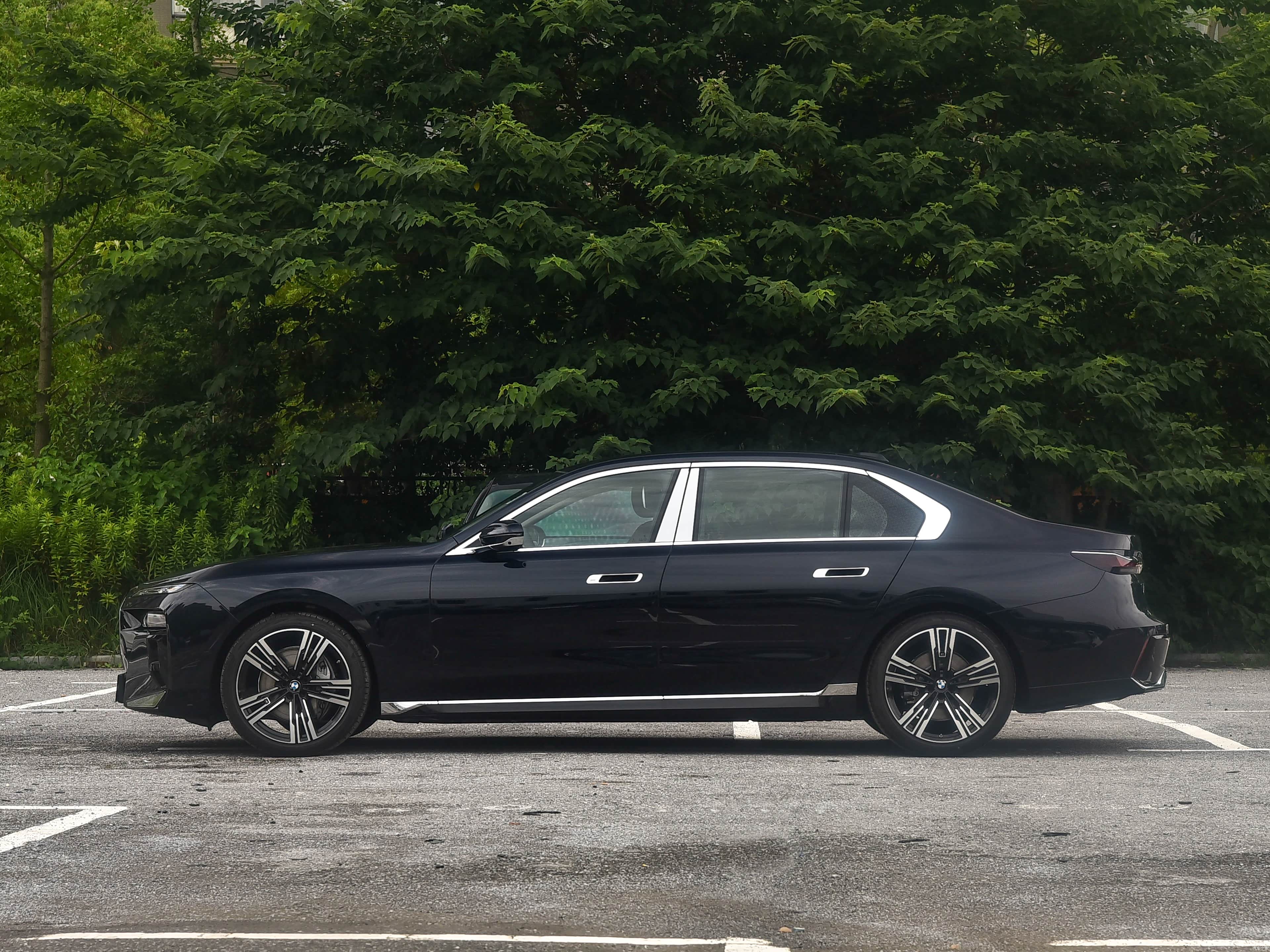 BMW 7 Series, миниатюра 4