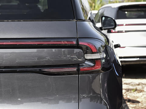 2025�� 215����������