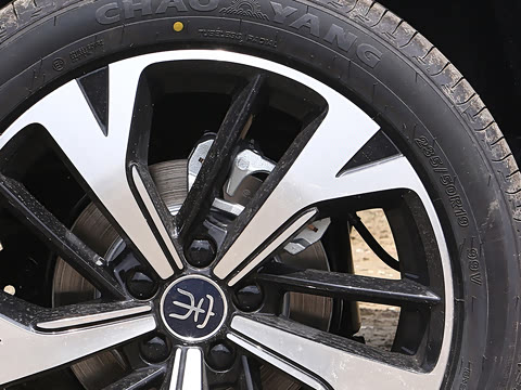 2026�� DM-i 220KM׿Խ��