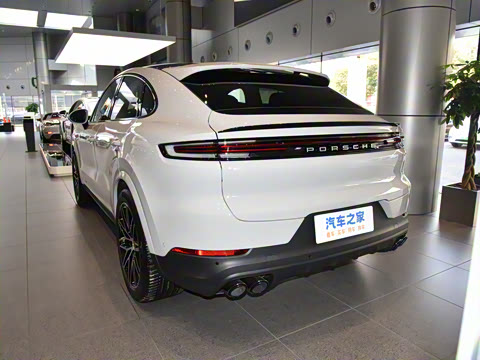 2026�� Cayenne Coup�� 3.0T