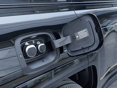 2025�� ������