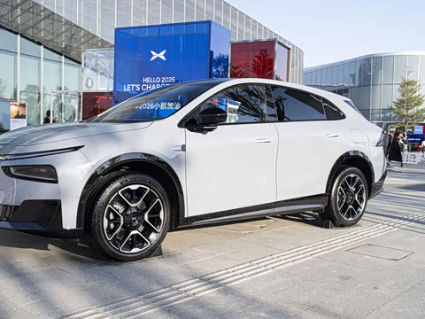 2026�� ���� 1704 Max �콢��