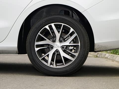 2027�� ���� 1.5L CVT������