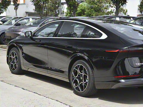 2026�� ������������� 730������