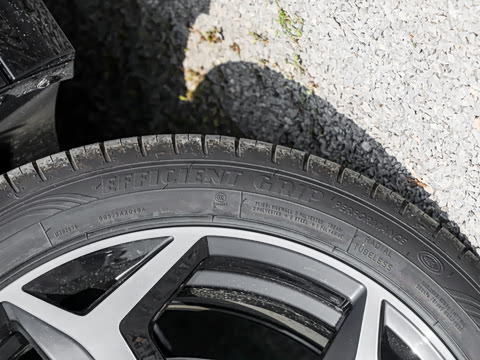 2026�� 3000������ѡ�� 330TSI DSG��Ӣ��