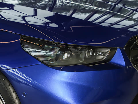2025�� M5