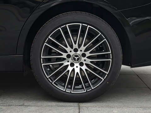 2026�� C 260 L �˶��ر��
