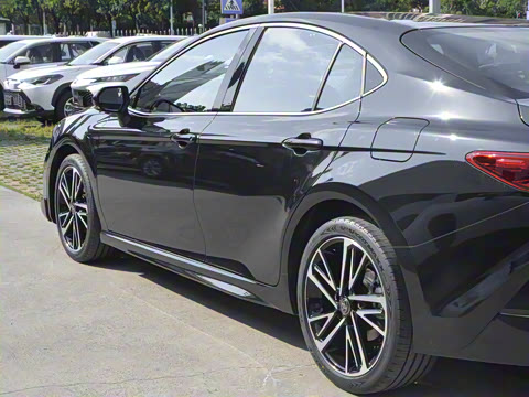 2026�� ˫�� 2.0HS �˶���